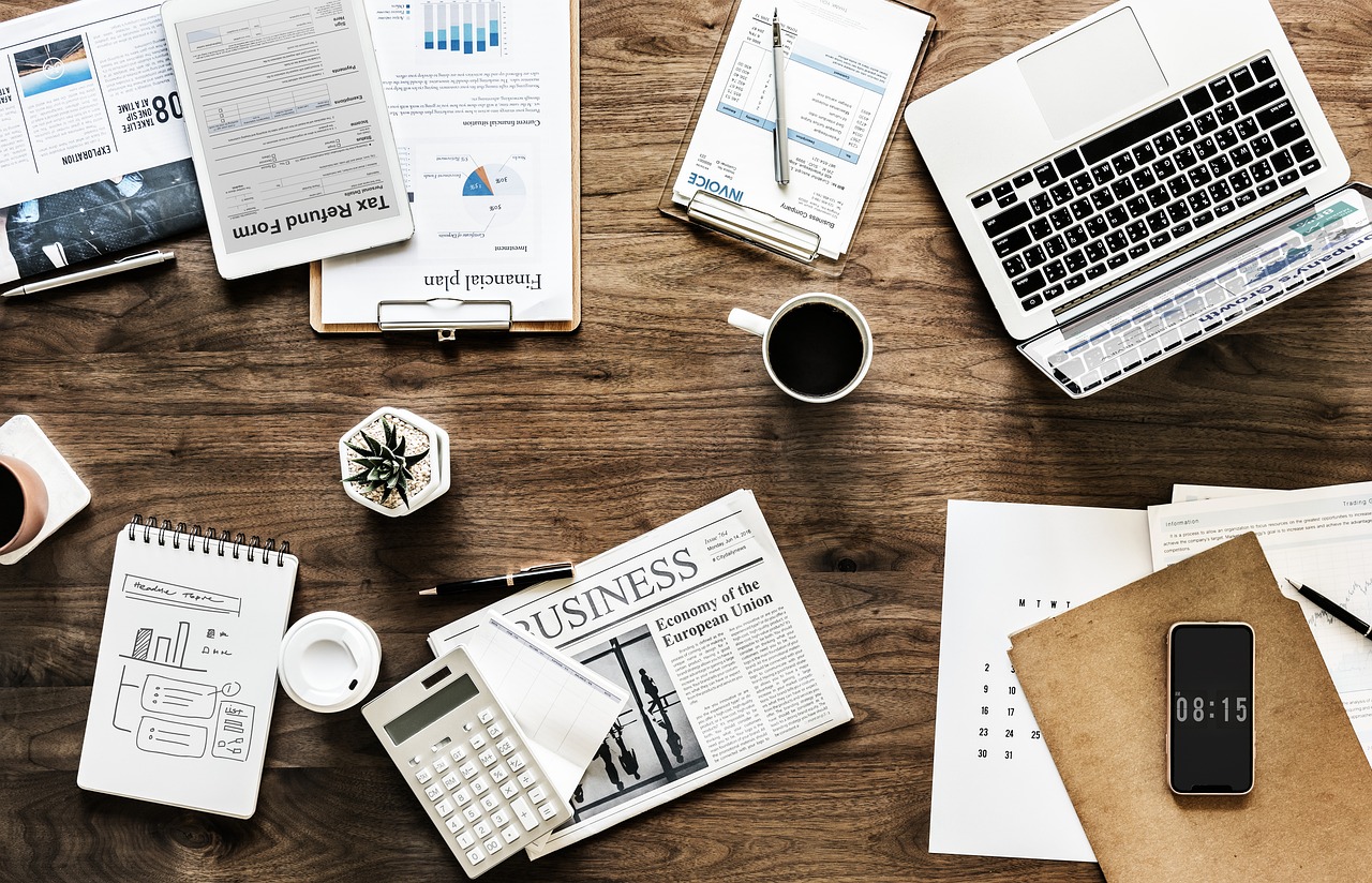 découvrez comment optimiser votre espace de travail avec nos conseils sur l'aménagement, l'organisation et les outils pour un environnement de travail productif et agréable.